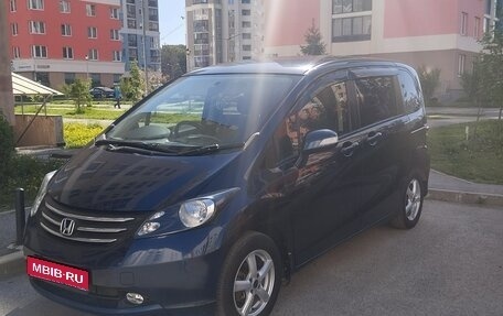 Honda Freed I, 2010 год, 785 000 рублей, 1 фотография
