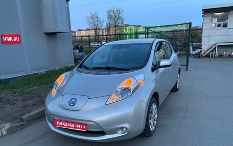 Nissan Leaf I, 2013 год, 850 000 рублей, 1 фотография