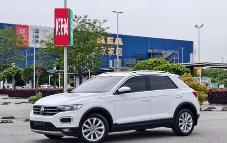 Volkswagen T-Roc I, 2022 год, 1 521 000 рублей, 1 фотография