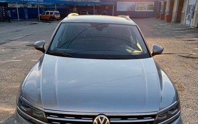 Volkswagen Tiguan II, 2019 год, 2 950 000 рублей, 1 фотография