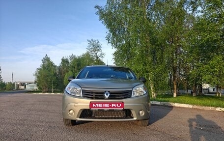 Renault Sandero I, 2012 год, 710 000 рублей, 1 фотография