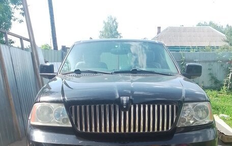 Lincoln Navigator, 2004 год, 680 000 рублей, 1 фотография