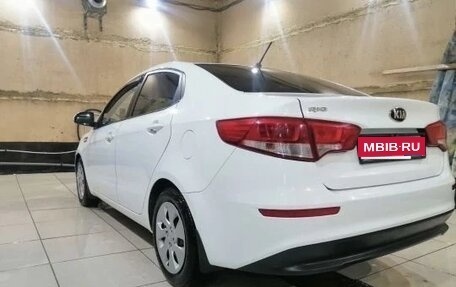 KIA Rio III рестайлинг, 2015 год, 780 000 рублей, 1 фотография