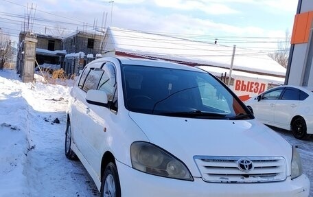 Toyota Ipsum II, 2003 год, 650 000 рублей, 2 фотография