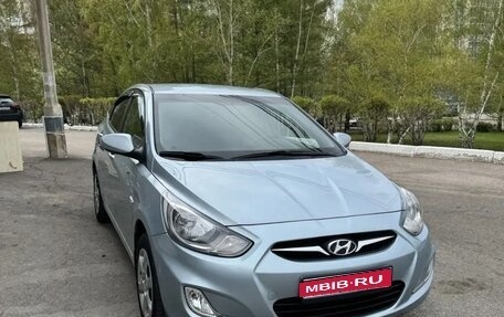 Hyundai Solaris II рестайлинг, 2011 год, 649 000 рублей, 1 фотография