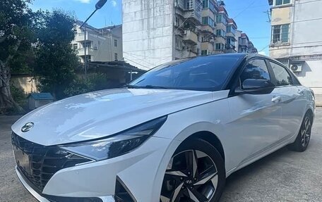 Hyundai Elantra, 2022 год, 1 670 000 рублей, 1 фотография