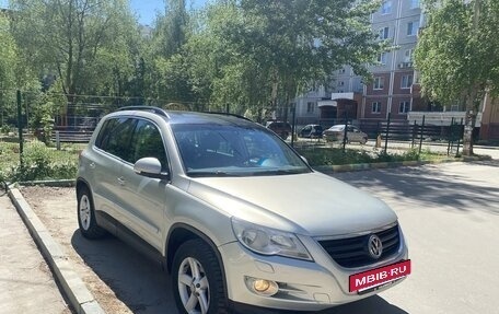 Volkswagen Tiguan I, 2008 год, 835 000 рублей, 2 фотография