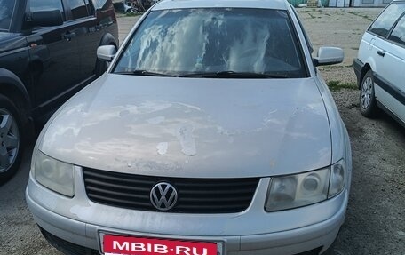 Volkswagen Passat B5+ рестайлинг, 2000 год, 270 000 рублей, 1 фотография