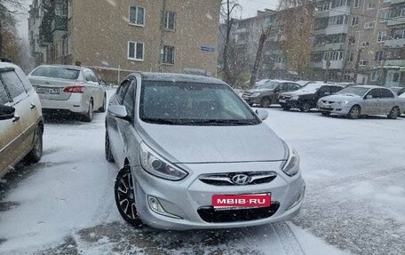 Hyundai Solaris II рестайлинг, 2013 год, 670 000 рублей, 1 фотография