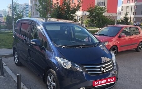 Honda Freed I, 2010 год, 785 000 рублей, 3 фотография