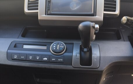 Honda Freed I, 2010 год, 785 000 рублей, 16 фотография