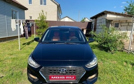 Hyundai Solaris II рестайлинг, 2019 год, 1 500 000 рублей, 1 фотография
