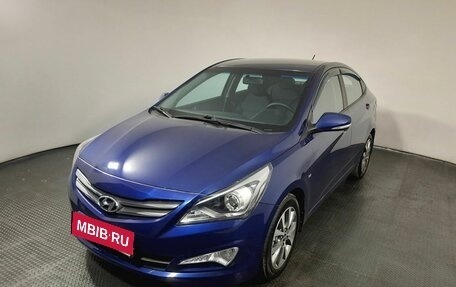 Hyundai Solaris II рестайлинг, 2015 год, 1 040 000 рублей, 1 фотография