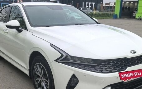 KIA K5, 2020 год, 2 550 000 рублей, 3 фотография