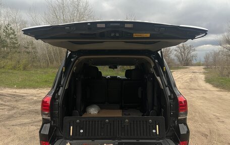 Toyota Land Cruiser 200, 2012 год, 4 000 000 рублей, 1 фотография