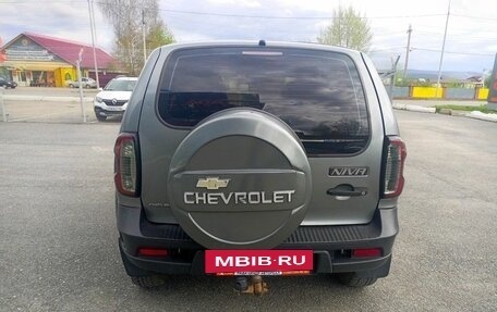 Chevrolet Niva I рестайлинг, 2013 год, 400 000 рублей, 4 фотография