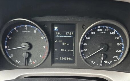 Toyota RAV4, 2017 год, 1 955 000 рублей, 6 фотография