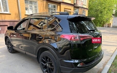 Toyota RAV4, 2019 год, 2 690 000 рублей, 3 фотография