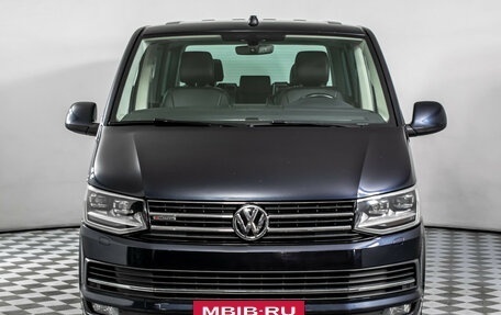 Volkswagen Multivan T6 рестайлинг, 2018 год, 3 535 000 рублей, 2 фотография