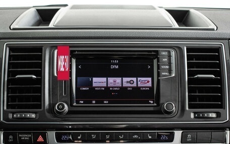 Volkswagen Multivan T6 рестайлинг, 2018 год, 3 535 000 рублей, 15 фотография