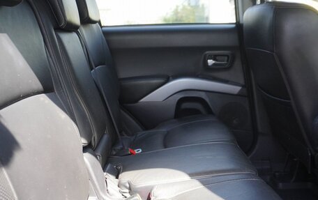 Mitsubishi Outlander III рестайлинг 3, 2008 год, 1 063 000 рублей, 10 фотография