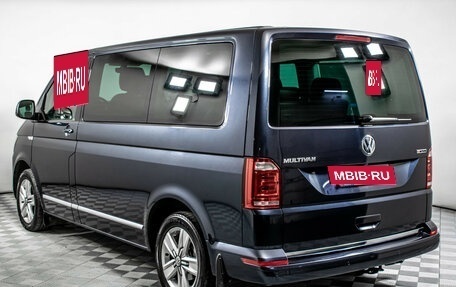 Volkswagen Multivan T6 рестайлинг, 2018 год, 3 535 000 рублей, 7 фотография