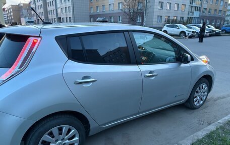 Nissan Leaf I, 2013 год, 850 000 рублей, 2 фотография