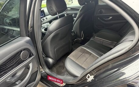 Mercedes-Benz E-Класс, 2019 год, 2 550 000 рублей, 13 фотография