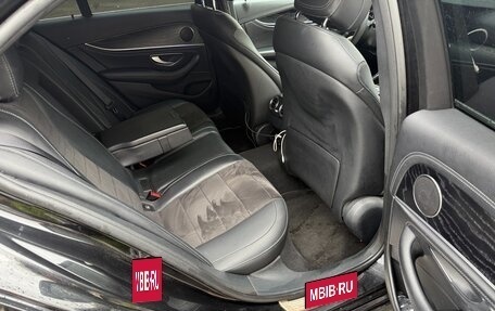 Mercedes-Benz E-Класс, 2019 год, 2 550 000 рублей, 12 фотография