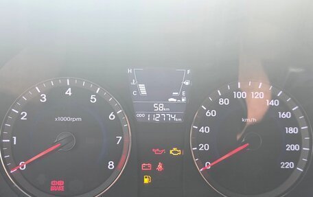 Hyundai Solaris II рестайлинг, 2012 год, 900 000 рублей, 11 фотография