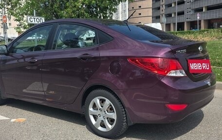 Hyundai Solaris II рестайлинг, 2012 год, 900 000 рублей, 6 фотография