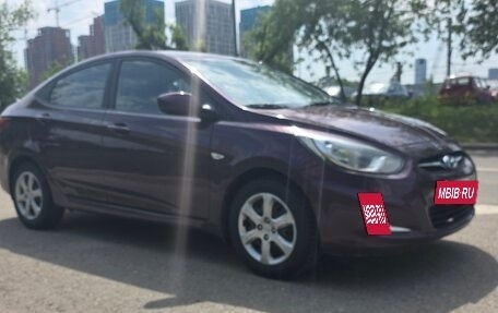 Hyundai Solaris II рестайлинг, 2012 год, 900 000 рублей, 2 фотография