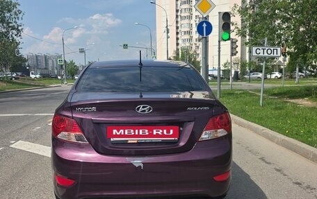 Hyundai Solaris II рестайлинг, 2012 год, 900 000 рублей, 5 фотография