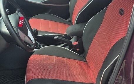 Hyundai Solaris II рестайлинг, 2012 год, 900 000 рублей, 9 фотография