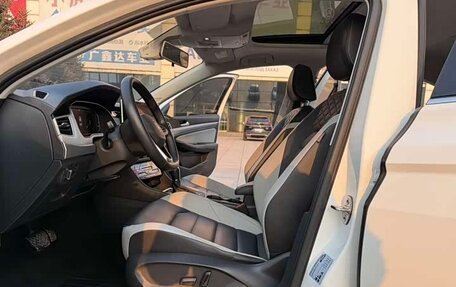 Volkswagen Bora, 2022 год, 1 290 000 рублей, 7 фотография