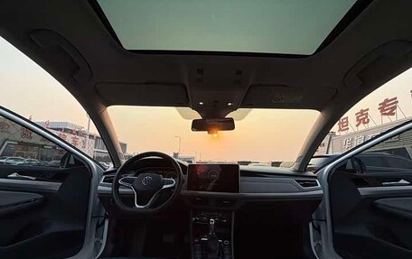 Volkswagen Bora, 2022 год, 1 290 000 рублей, 10 фотография
