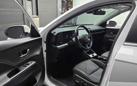 Hyundai Kona, 2023 год, 1 880 005 рублей, 6 фотография