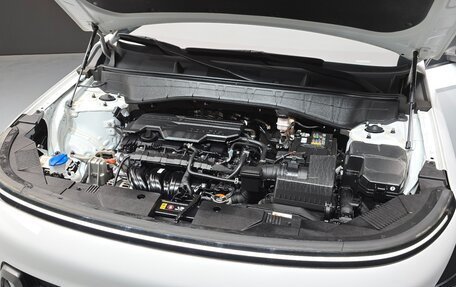 Hyundai Kona, 2023 год, 1 880 005 рублей, 9 фотография