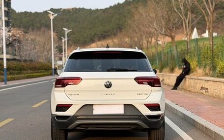 Volkswagen T-Roc I, 2022 год, 1 538 000 рублей, 5 фотография