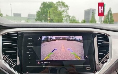 Volkswagen T-Roc I, 2022 год, 1 521 000 рублей, 14 фотография