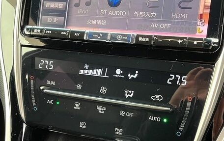 Toyota Harrier, 2020 год, 2 390 000 рублей, 13 фотография