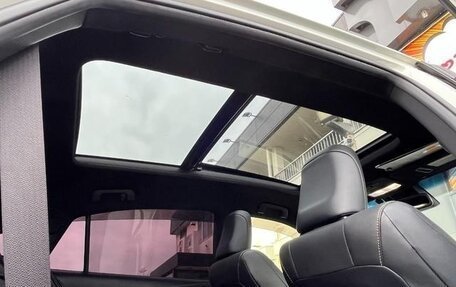 Toyota Harrier, 2020 год, 2 390 000 рублей, 12 фотография