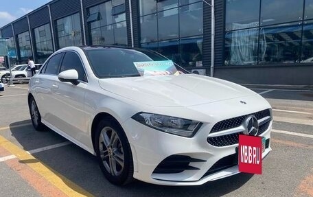Mercedes-Benz A-Класс, 2022 год, 2 157 000 рублей, 3 фотография