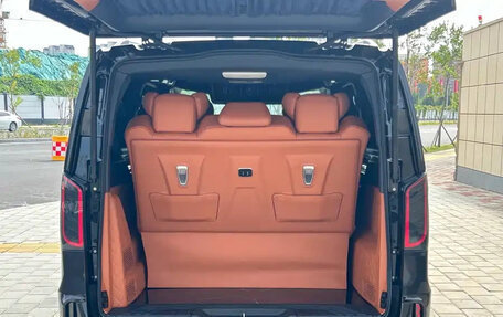 Mercedes-Benz Vito, 2024 год, 5 850 000 рублей, 11 фотография