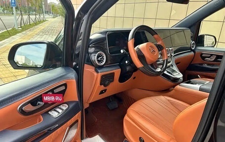 Mercedes-Benz Vito, 2024 год, 5 850 000 рублей, 14 фотография