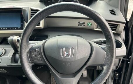 Honda Freed I, 2013 год, 850 000 рублей, 9 фотография