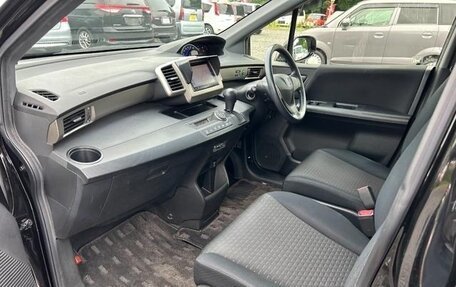Honda Freed I, 2013 год, 850 000 рублей, 11 фотография