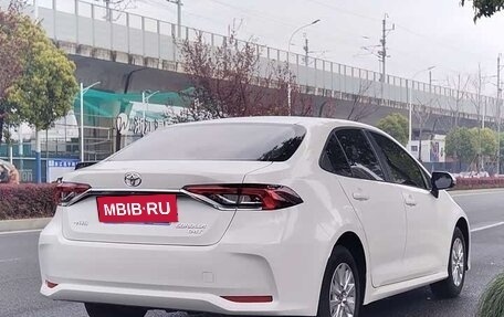 Toyota Corolla, 2022 год, 1 070 000 рублей, 4 фотография