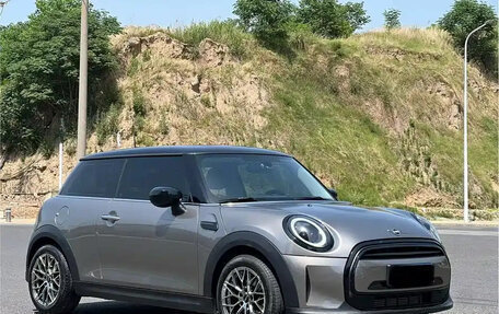 MINI Hatch, 2023 год, 1 967 000 рублей, 3 фотография