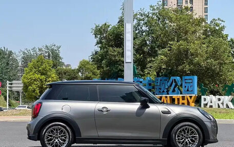 MINI Hatch, 2023 год, 1 967 000 рублей, 7 фотография
